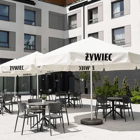 酒店 Ibis Poznan Polnoc 苏奇拉斯