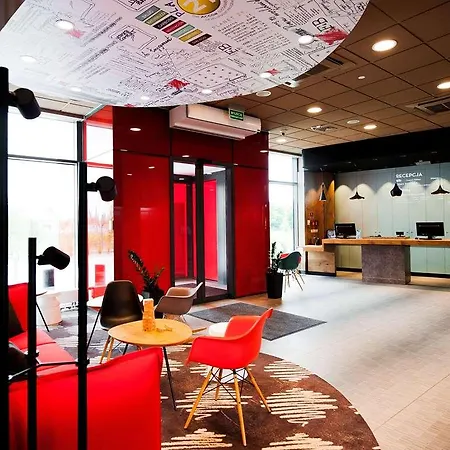 Ibis Poznan Polnoc 2*