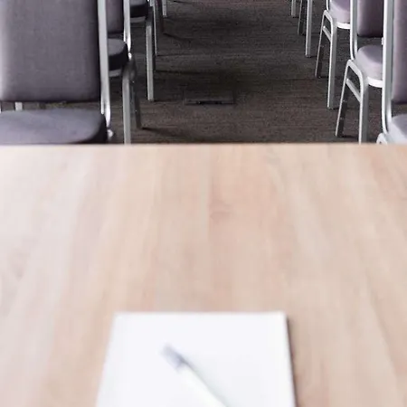 Ibis Poznan Polnoc 苏奇拉斯