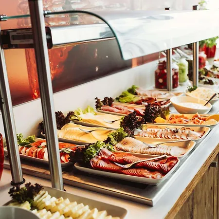 酒店 Ibis Poznan Polnoc