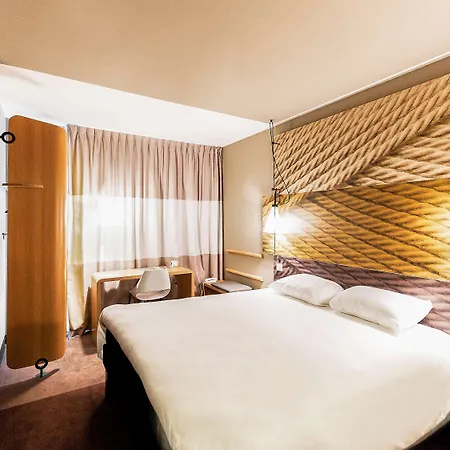Hotel Ibis Polnoc