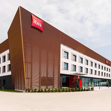 Hotel Ibis Polnoc Suchy Las