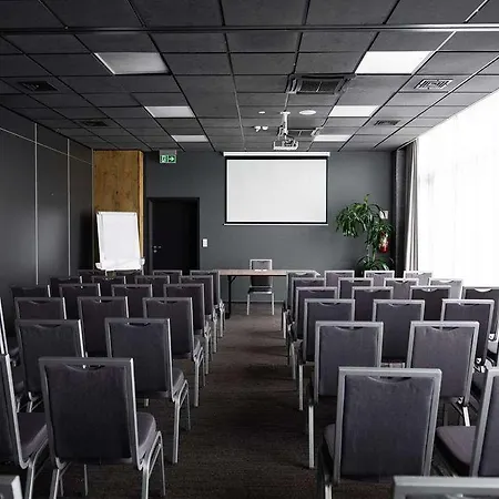 Hotel Ibis Polnoc Suchy Las
