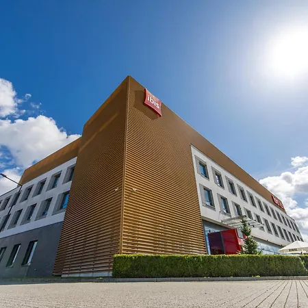 Ibis Poznan Polnoc Hotell