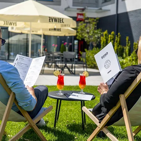 Ibis Poznan Polnoc ホテル