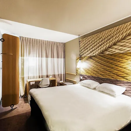 Ibis Poznan Polnoc