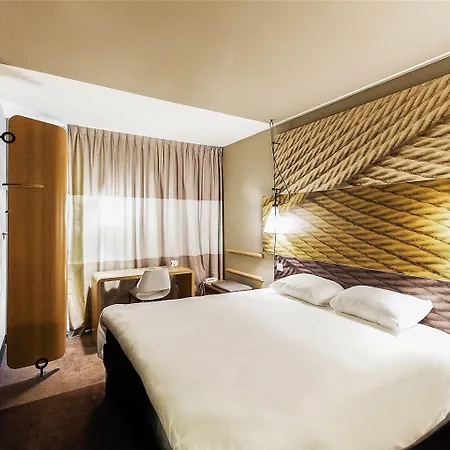 Hotel Ibis Poznan Polnoc Suchy Las