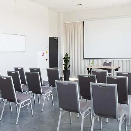 Ibis Poznan Polnoc 2* Suchy Las