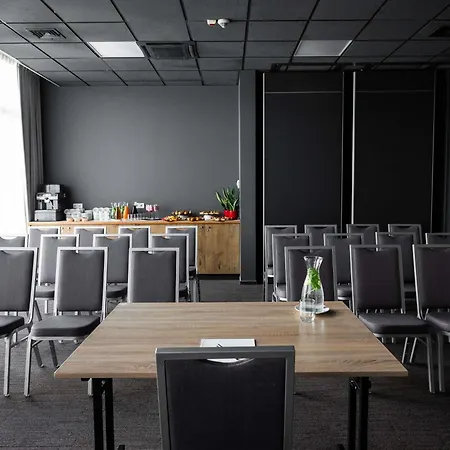 Hotell Ibis Poznan Polnoc 2*