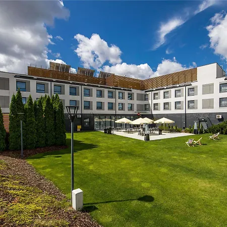 Ibis Poznan Polnoc 2*
