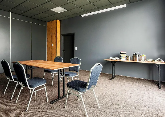 Hotel Ibis Polnoc Suchy Las