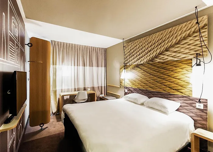 Hotell Ibis Poznan Polnoc Suchy Las