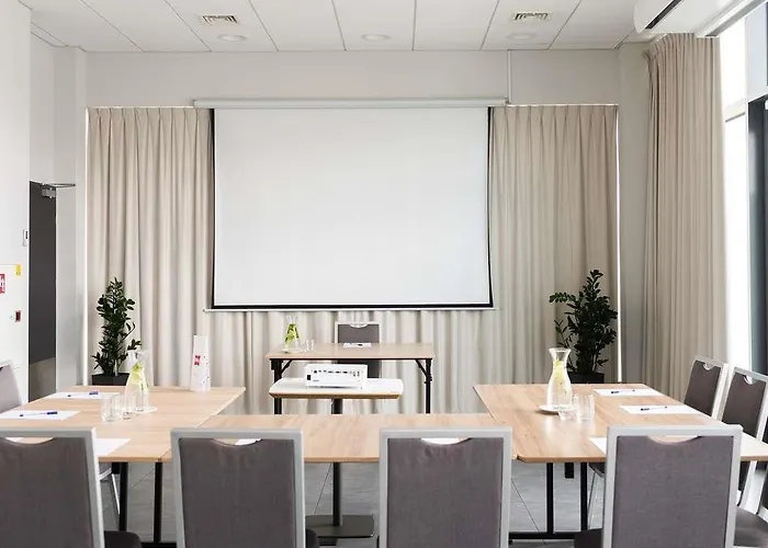 Ibis Poznan Polnoc Suchy Las