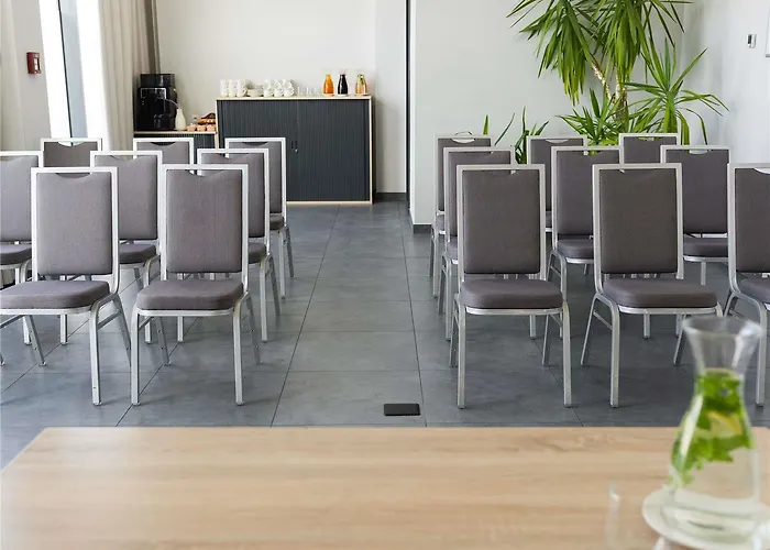 Hotell Ibis Poznan Polnoc Suchy Las