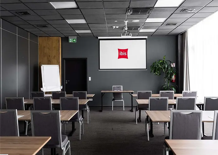 Ibis Poznan Polnoc Hotel 2*